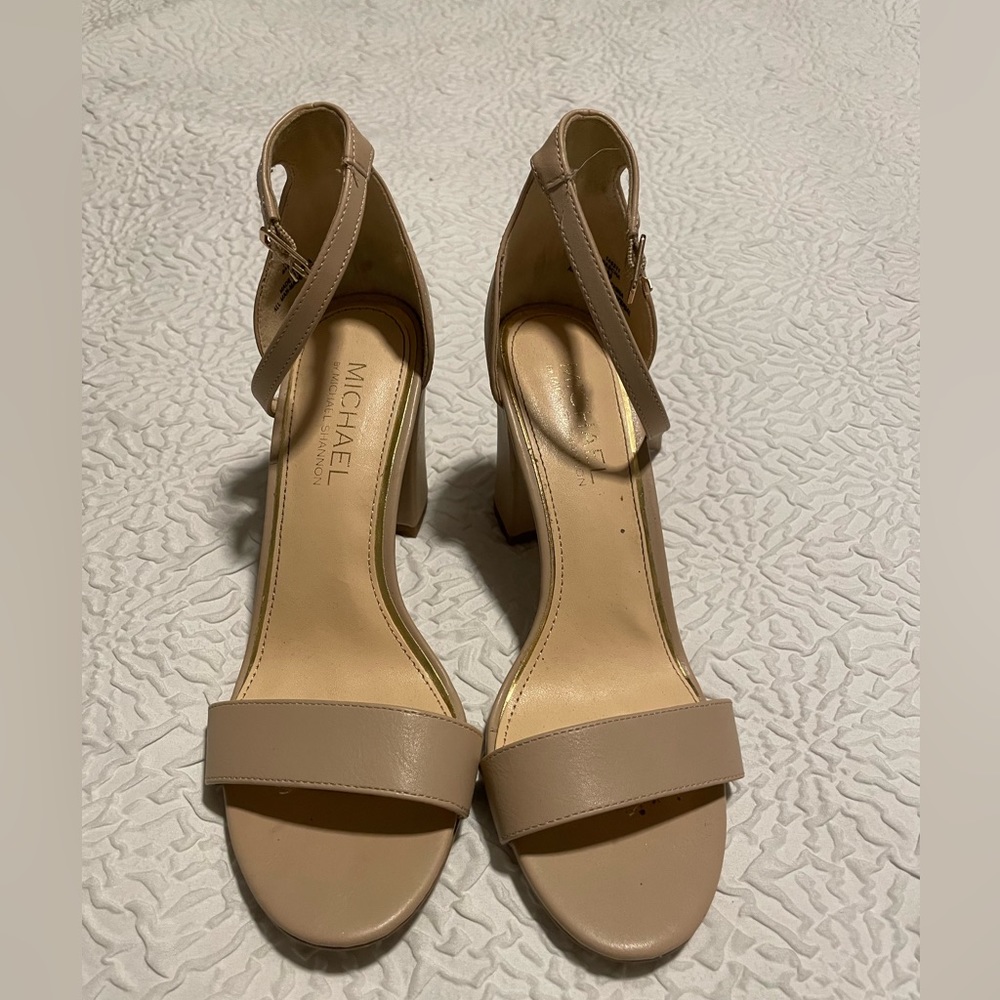 Michael Shannon’s Nude Heels